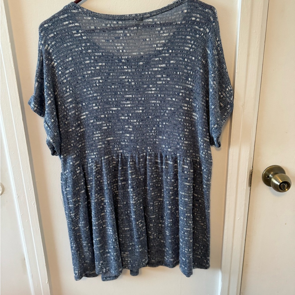 Tunic blouse - Picture 2 of 3